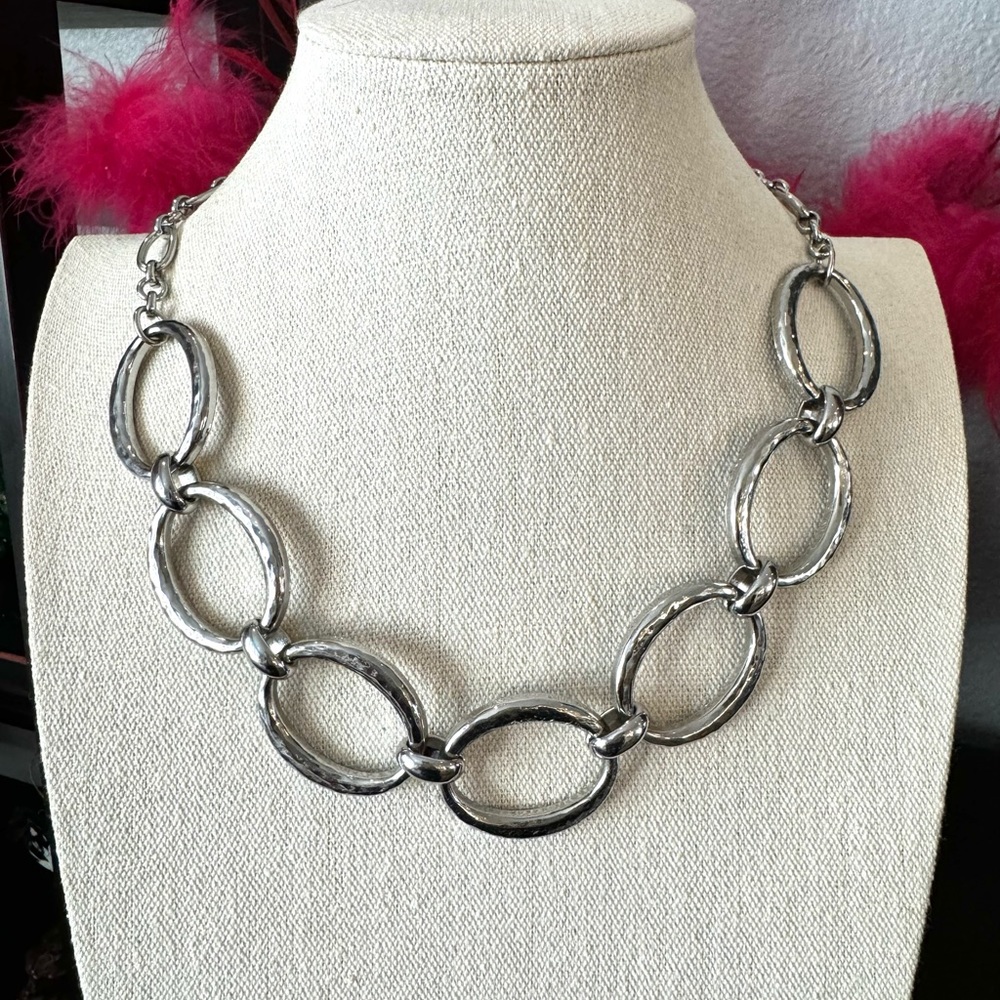 Chico’s Open Oval Link Necklace